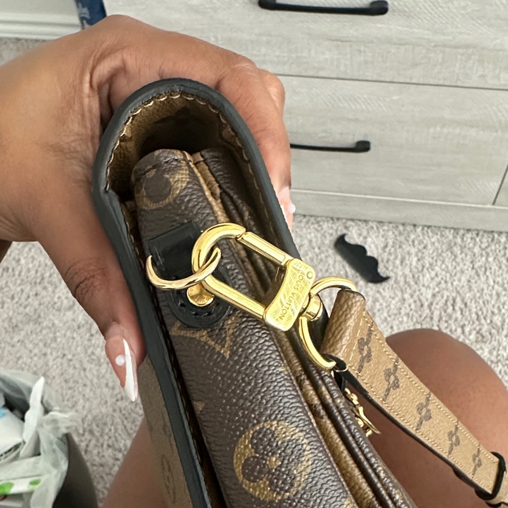 Louis Vuitton Two-Tone Monogram Crossbody Bag - Picture 15 of 16
